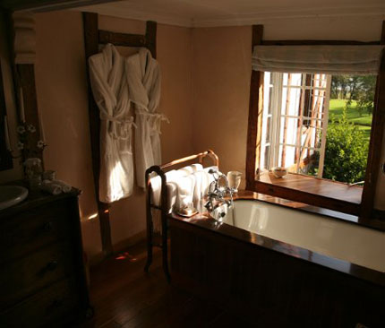 Hippo Point: 1930'S Manor House - Lake Naivasha - Kenya Safari Lodge